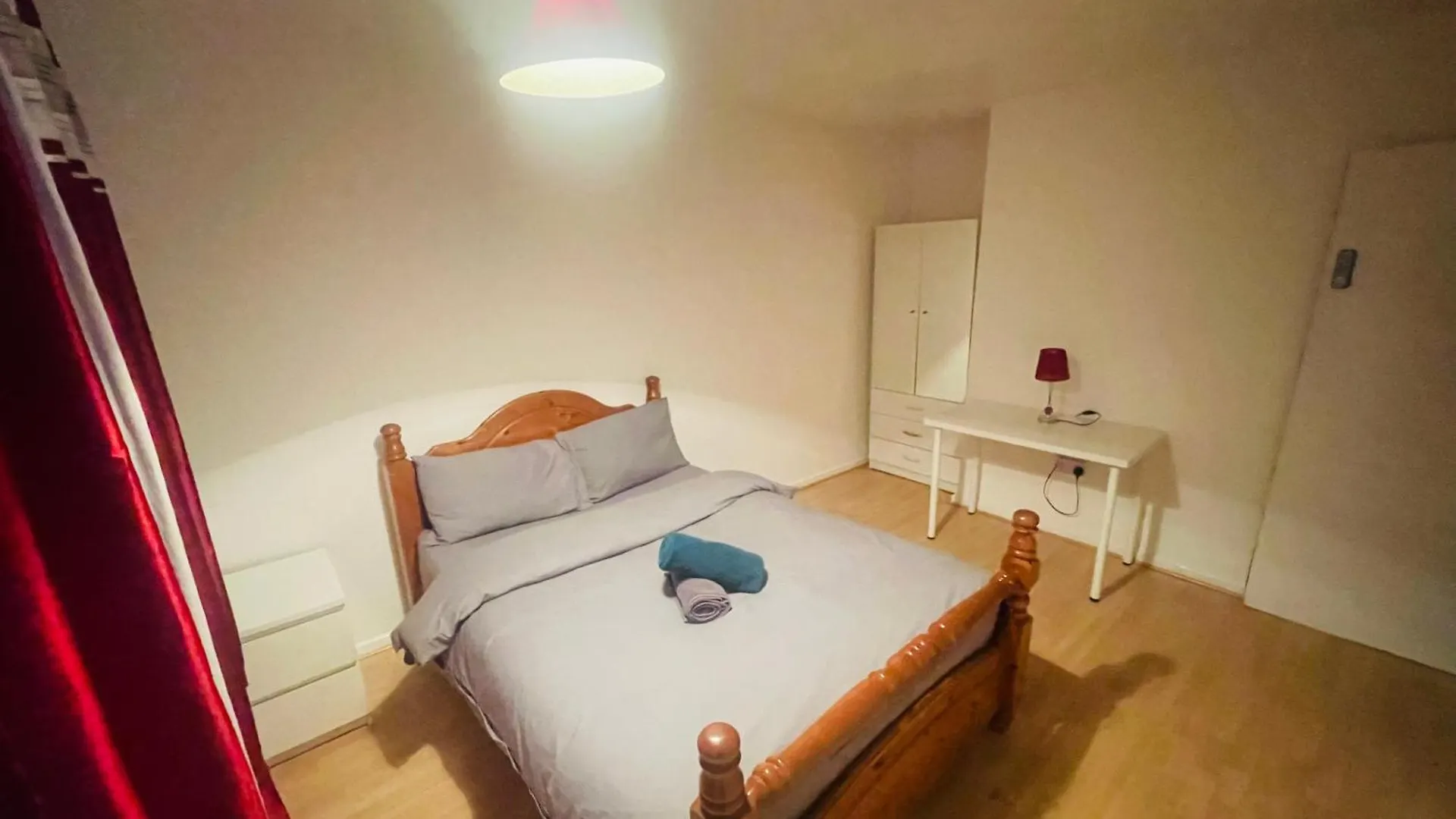Grundystreet32 Apartment London Homestay